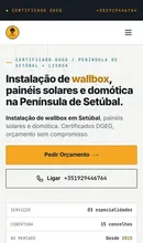 Página inicial de um site de carregadores elétricos e painéis solares, no computador e no telemóvel